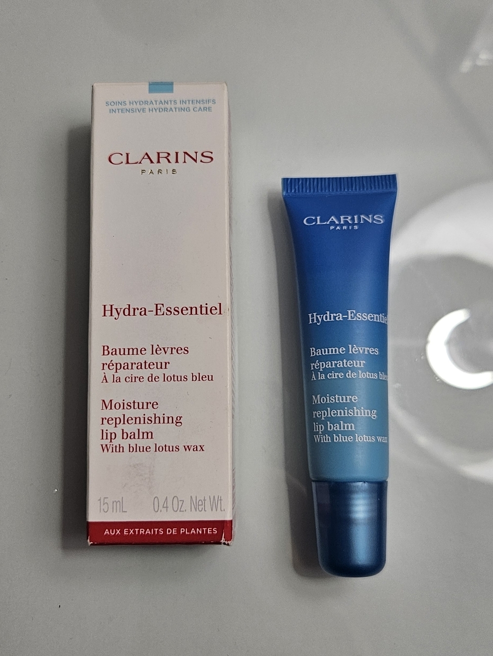 Clarins Hydra-Essentiel [HA + PEPTIDE] Moisture Replenishing Lip Balm